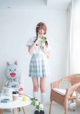 年轻胸大的阿6_4K在线播放